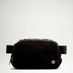 Lululemon Black Fleece Everywhere Belt Bag